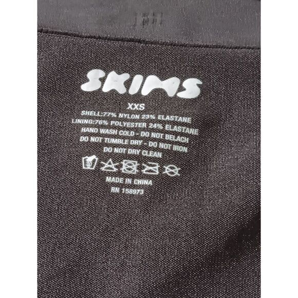 New with tags Skims High Waisted Bonded Brief SZ XXS in Onyx - Picture 5 of 5